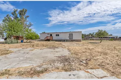 25555 N Highway 99, Acampo, CA 95220 - Photo 33