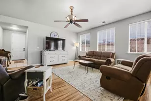 668 Spirou St, Stockton, CA 95204 - Photo 13
