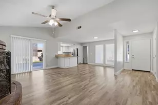 1906 Elliott Dr, Yuba City, CA 95993 - Photo 3