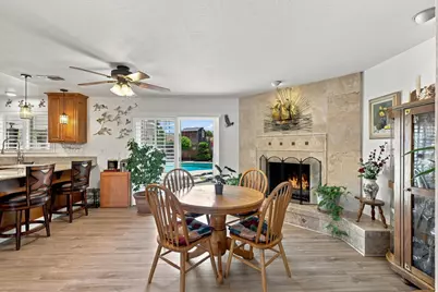 7085 Amherst Street, Sacramento, CA 95822 - Photo 9