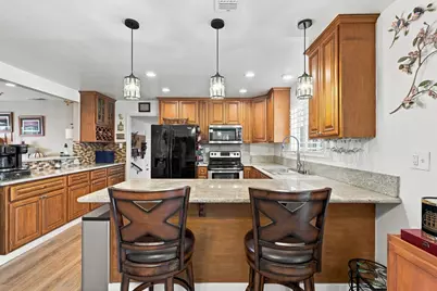 7085 Amherst Street, Sacramento, CA 95822 - Photo 13