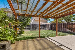 9235 Santenay Way, Sacramento, CA 95829 - Photo 37