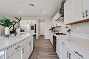8285 Courage Dr, Sacramento, CA 95829 - Photo 13