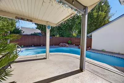 1747 Tourney Way, Sacramento, CA 95833 - Photo 13