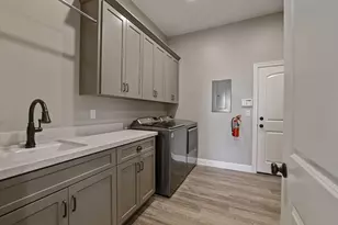 9403 E Jahant Rd, Acampo, CA 95220 - Photo 45