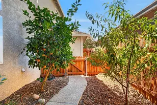 3032 Valasstrada Ct, Carmichael, CA 95608 - Photo 53