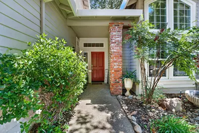 3032 Valasstrada Court, Carmichael, CA 95608 - Photo 3
