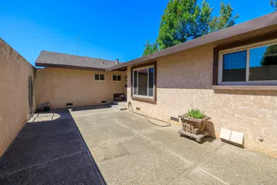 2121 Cumberland Drive, Turlock, CA 95382 - Photo 7