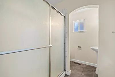 533 W Tokay Street, Lodi, CA 95240 - Photo 33