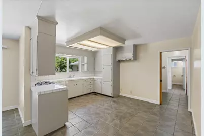 533 W Tokay Street, Lodi, CA 95240 - Photo 19