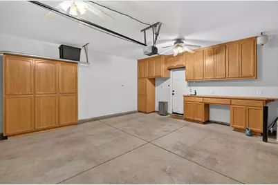 10038 Waterfield Drive, Elk Grove, CA 95757 - Photo 29