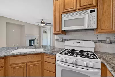 10038 Waterfield Drive, Elk Grove, CA 95757 - Photo 17