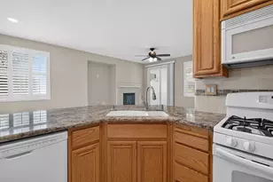 10038 Waterfield Dr, Elk Grove, CA 95757 - Photo 19