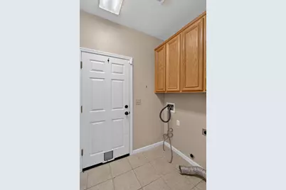 10038 Waterfield Drive, Elk Grove, CA 95757 - Photo 27