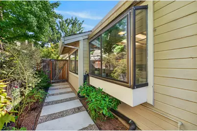 9109 Westcliff Lane, Fair Oaks, CA 95628 - Photo 17