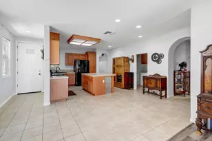 20 Loma Verde Ct, Sacramento, CA 95822 - Photo 7