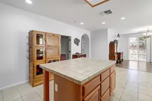 20 Loma Verde Ct, Sacramento, CA 95822 - Photo 15