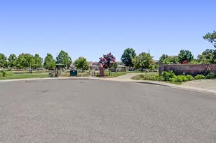 20 Loma Verde Ct, Sacramento, CA 95822 - Photo 37