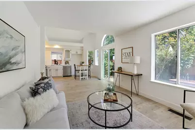 330 Falcon Court, Tracy, CA 95376 - Photo 7