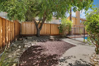 330 Falcon Court, Tracy, CA 95376 - Photo 39