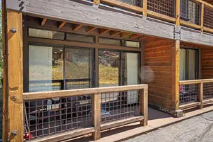 11589 Snowpeak Way, Truckee, CA 96161 - Photo 17