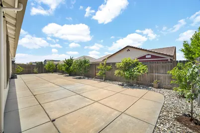 10442 Montaria Way, Elk Grove, CA 95757 - Photo 53
