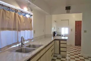 61 E Ellis St, Stockton, CA 95204 - Photo 7