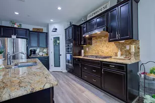 1390 Arbor Brook Dr, Manteca, CA 95336 - Photo 11