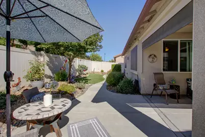 1390 Arbor Brook Drive, Manteca, CA 95336 - Photo 39