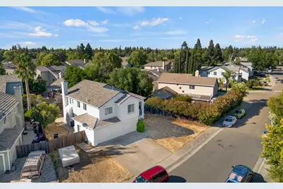 6391 Chesterbrook Drive, Elk Grove, CA 95758 - Photo 43