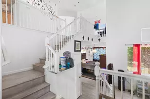 6391 Chesterbrook Dr, Elk Grove, CA 95758 - Photo 11