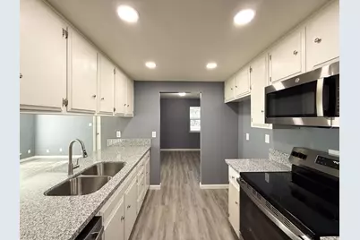 1310 Wimbledon Way, Manteca, CA 95336 - Photo 13