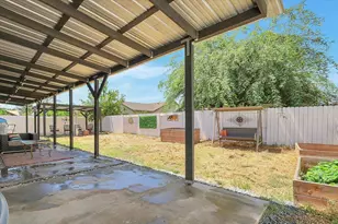1996 Bidwell Bar Dr, Plumas Lake, CA 95961 - Photo 23