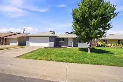 7117 Delhaven Way, North Highlands, CA 95660 - Photo 3