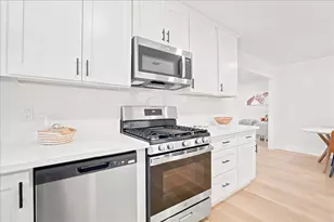 7117 Delhaven Way, North Highlands, CA 95660 - Photo 9
