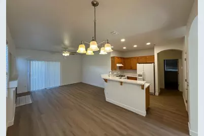 9196 Rose Parade Way, Sacramento, CA 95826 - Photo 7