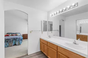 4421 Limnos Ct, Elk Grove, CA 95758 - Photo 33