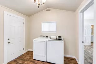 828 W 23rd St, Merced, CA 95340 - Photo 17