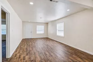 828 W 23rd St, Merced, CA 95340 - Photo 9