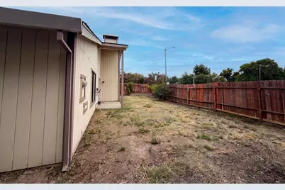 4248 Oberon Avenue, North Highlands, CA 95660 - Photo 33
