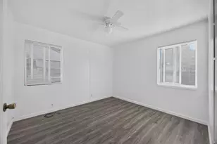 5604 Bonniemae Way, Sacramento, CA 95824 - Photo 11