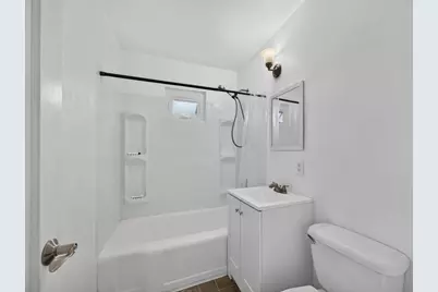 5604 Bonniemae Way, Sacramento, CA 95824 - Photo 13