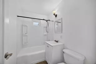 5604 Bonniemae Way, Sacramento, CA 95824 - Photo 13