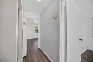 5604 Bonniemae Way, Sacramento, CA 95824 - Photo 17
