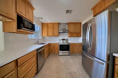 7878 W Howard Road, Stockton, CA 95206 - Photo 7