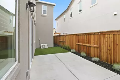 1554 N Central Parkway, Mountain House, CA 95391 - Photo 13