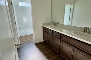 1528 Catherine Way, Escalon, CA 95320 - Photo 9