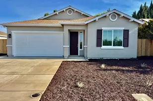 1528 Catherine Way, Escalon, CA 95320 - Photo 1