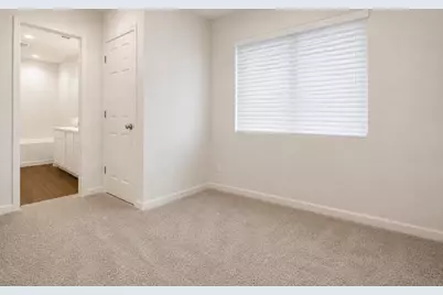 2292 N Columbus, Fresno, CA 93727 - Photo 9