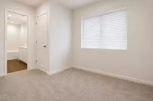2292 N Columbus, Fresno, CA 93727 - Photo 9